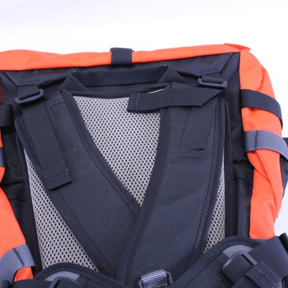 New VenTerra Men's Bivy 35 Backpack Medium - Picture 8 of 8